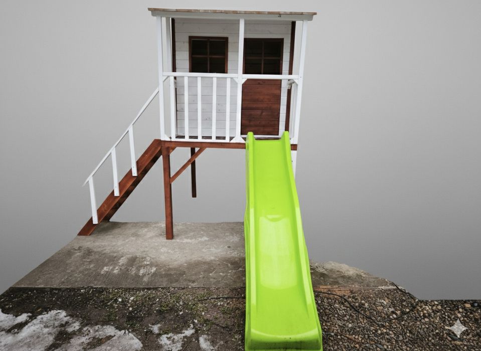 Casuta din lemn pentru copii