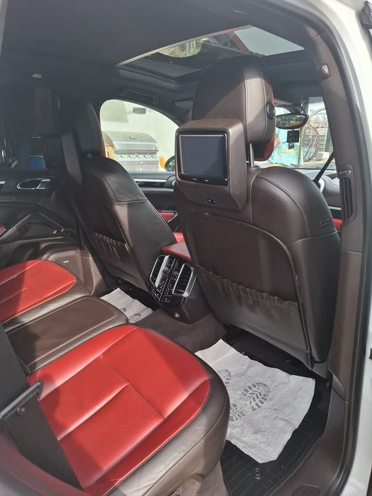 Vand porche cayenne