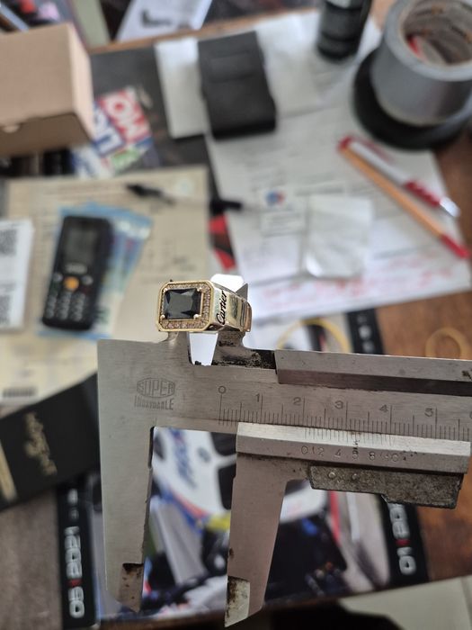 Златен пръстен Cartier