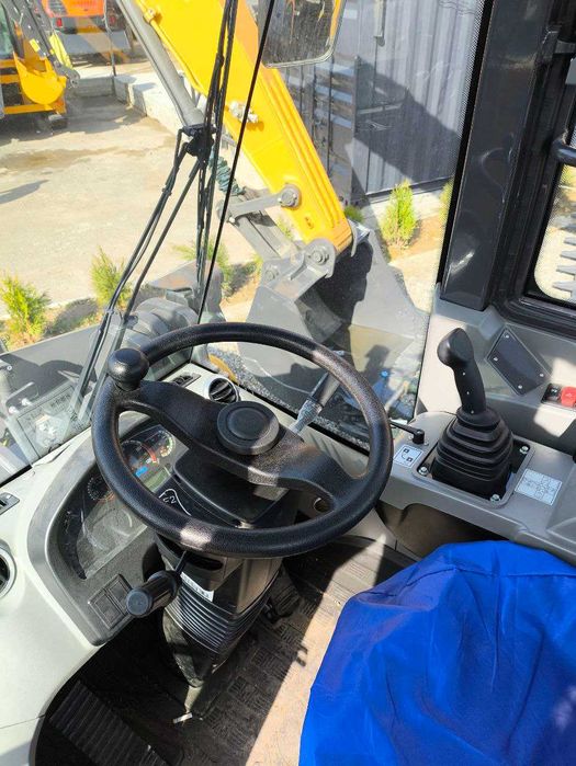 Гусеничный экскаватор XCMG-XE220C(1м3)