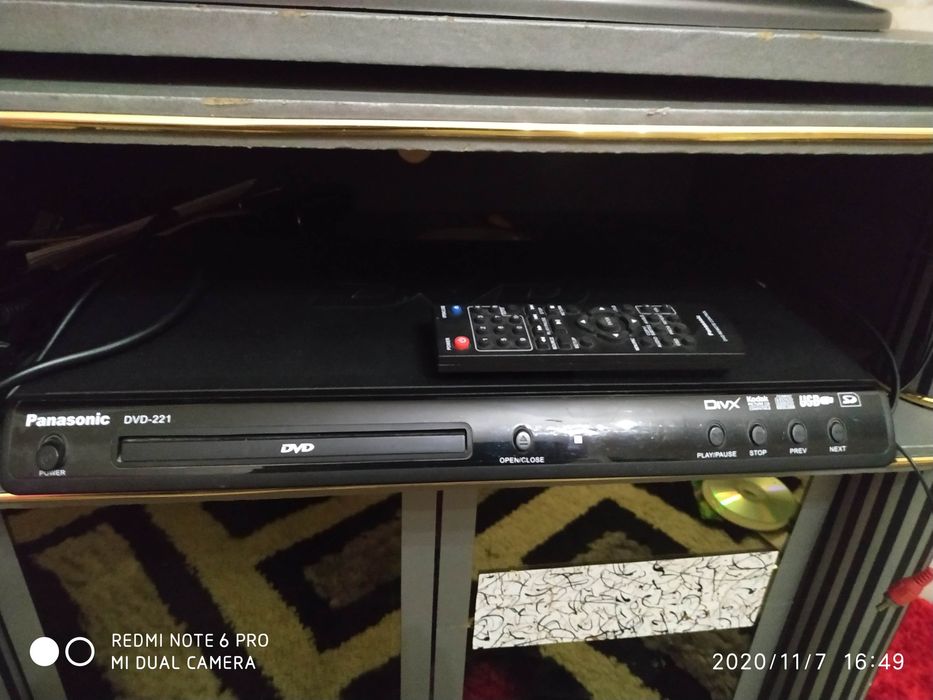 Телевизор тумба двд за всё 850000 тыс