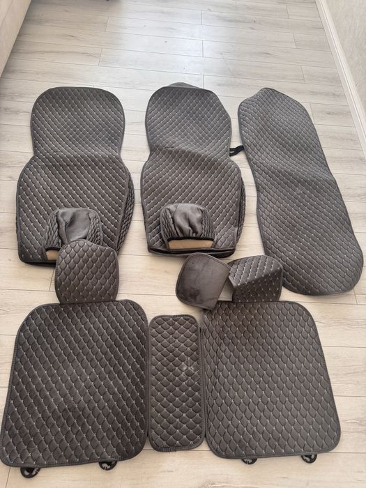 Чехлы на машину