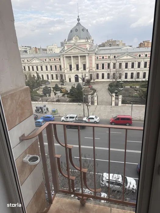 Garsoniera moderna| Universitate| I. C. Bratianu| Metrou 3'