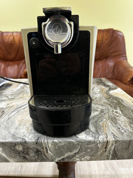 Употребявана кафе машина, работи с капсули Rioba