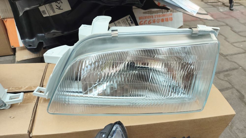 Карина Е фара передняя