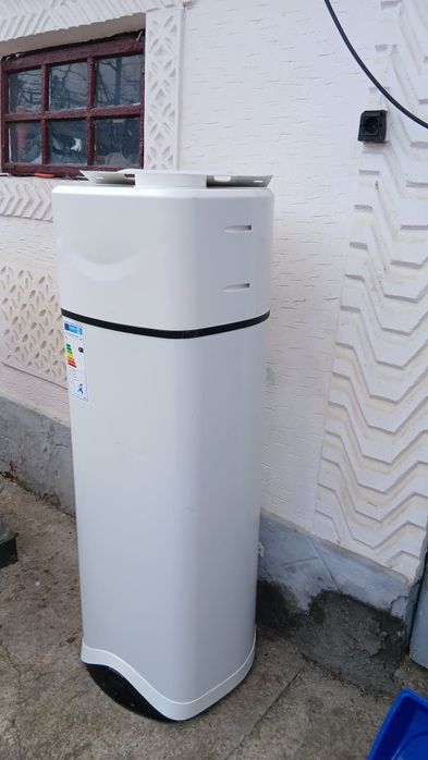 Boiler Ariston cu pompa de căldură 110l