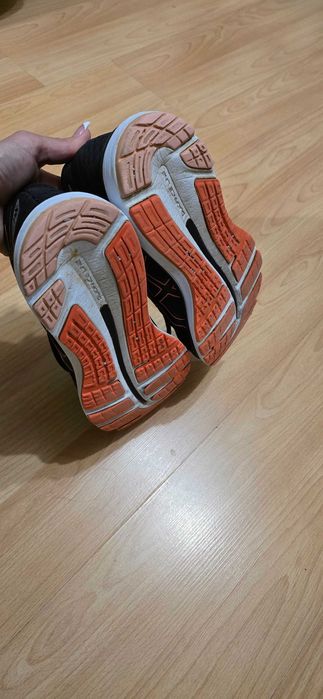 Asics 39- дамски маратонки