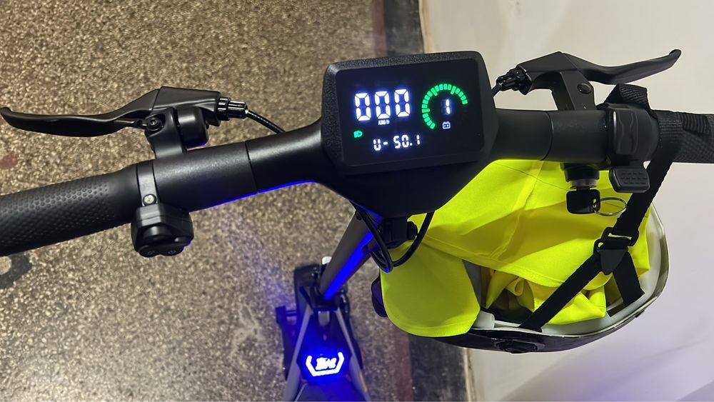 Trotineta Electirca Kukirin A1, motor  800W