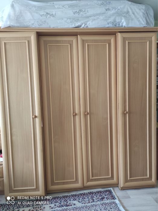 Спальный гарнитур