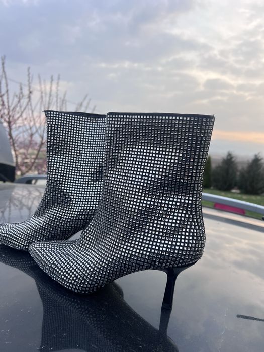 Botine Stradivarius nou