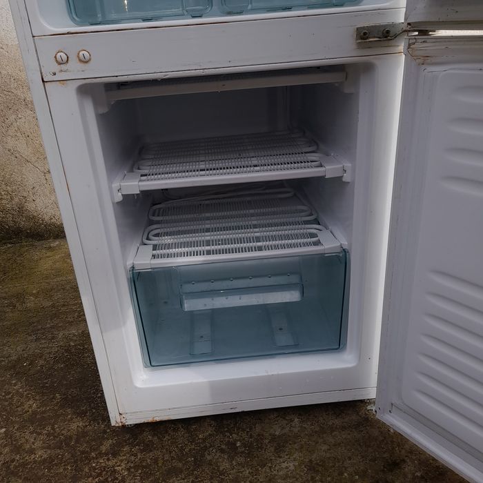 Хладилник  NEO .