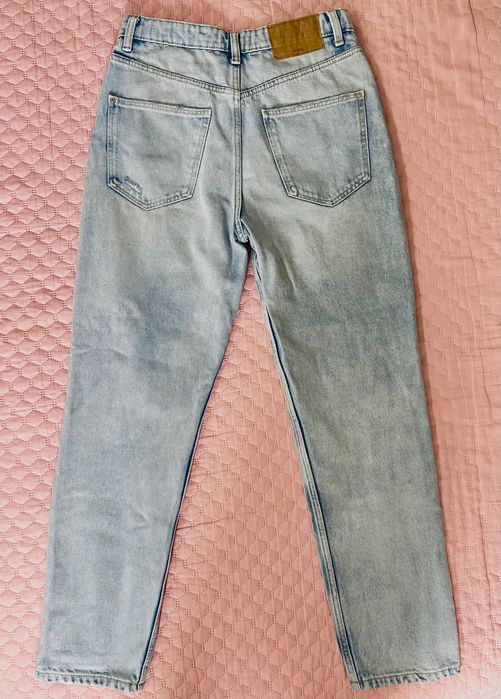 Дънки тип mom fit