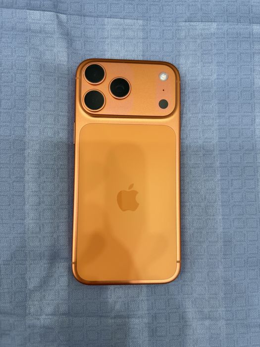 ПРОДАМ iPhone 17 ProMax 256Gb