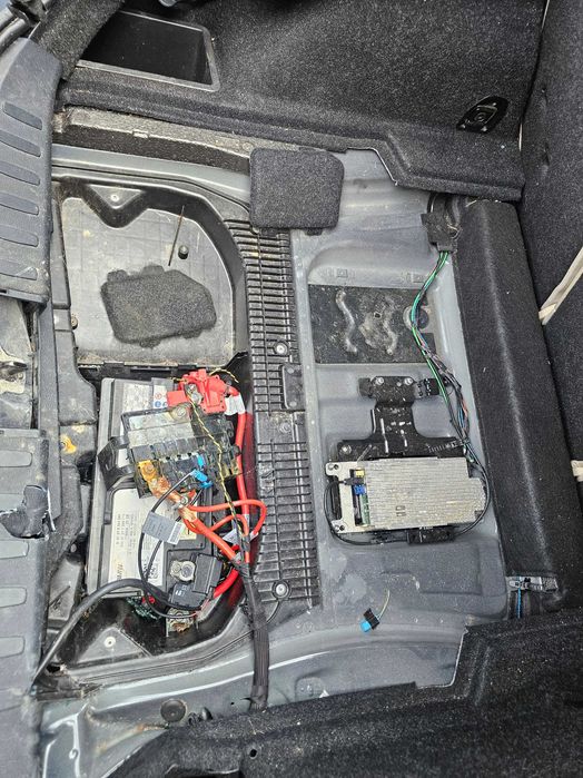 На части БМВ Х1 4х4 Е84 18д 143 коня / BMW X1 E84 4x4 18d 143hp