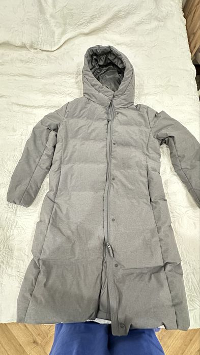 Продается шикарный Пуховик uniqlo