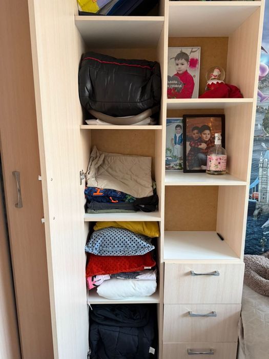 Продам мебель  шкаф кровать