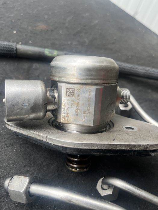 Горивна помпа/гнп за бмв/bmw f10 e90 e92 e60 n43 n53