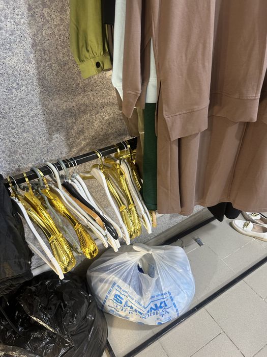 Срочно стеллажи продается