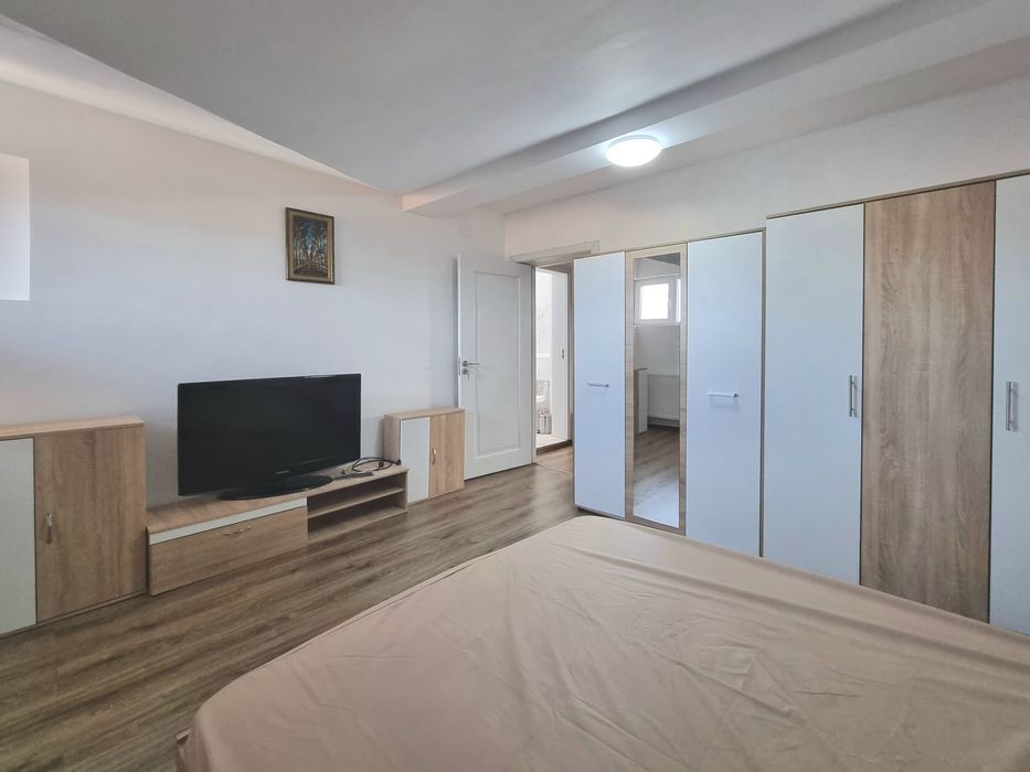Inchiriere apartament,cu două camere,Mansardă,Str. Magrini Târgoviște