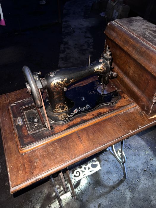 Masina de cusut Vintage