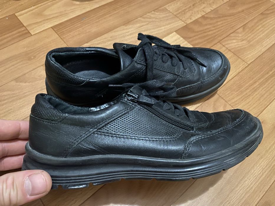 Детские, размеры- 34,24,25