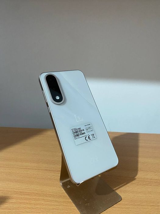 Oneplus nord 5 12/512