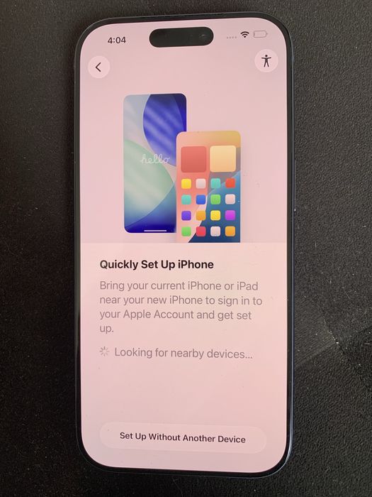 I phone 17 pro син