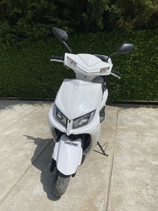 Мопед М8 состаяние новый