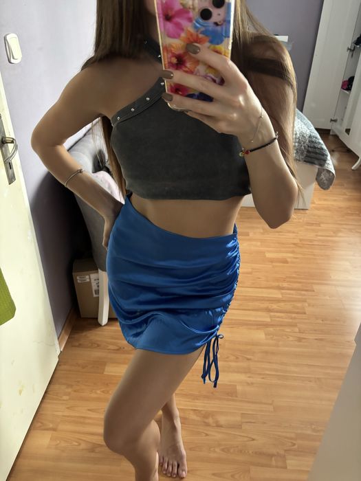 Сатенена пола в морско синьо