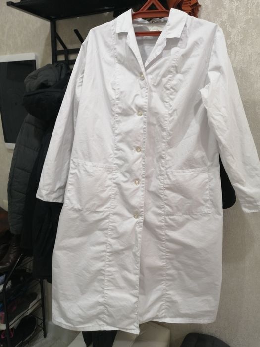 Продам медицинский халат, цена 4тыс