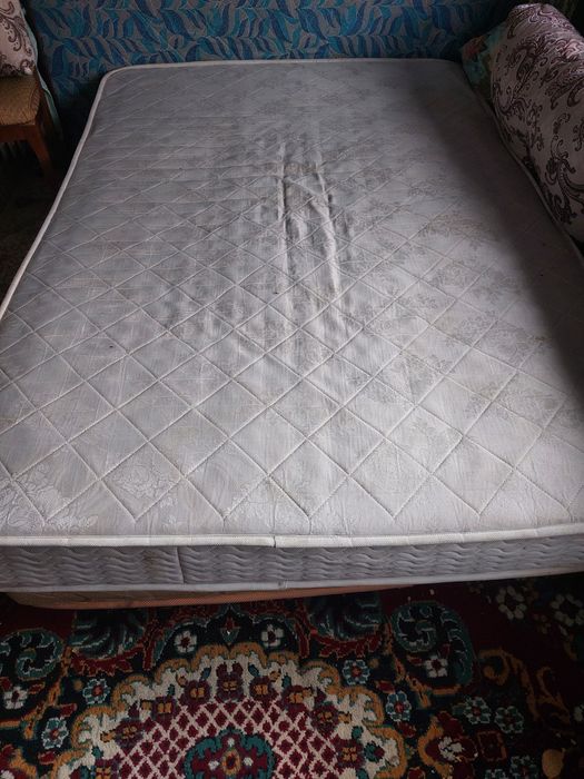 Матрасы б/у ширина 140/150 см