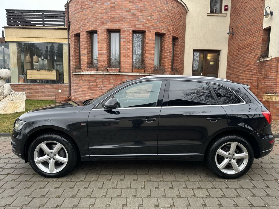 Audi Q5 S-line Quattro,2.0TDI 170cp,Manual,BI-xenon,Navi,Piele