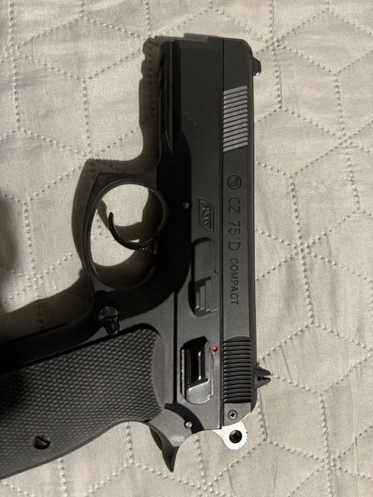 Airsoft cz 75d compact