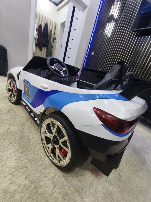 Bolalar elektromobili BMW M-Sport (Pultli)