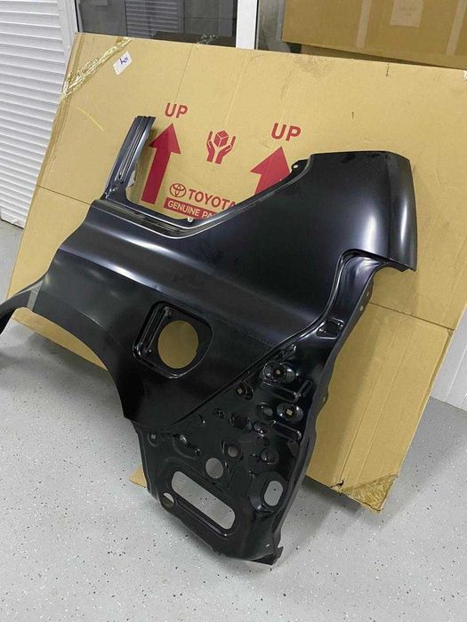 Задние крыло на Prado 150 оригинал