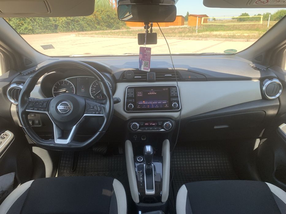 Vând Nissan Micra