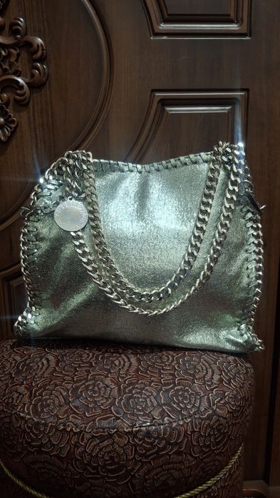 Ayollar sumkasi yangi