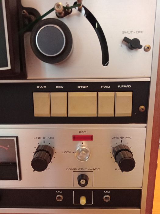 Magnetofon Akai GX365D profesional cu posibilitate și viteza 38