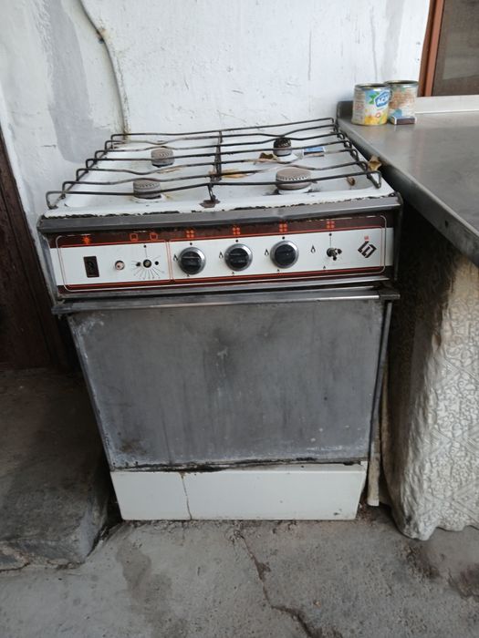 Газ плита и столы