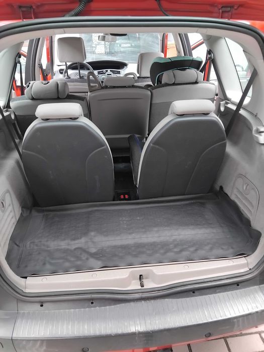 Vand Renault Grand Scenic 1.6 benzina 7 locuri