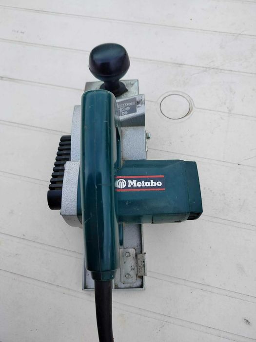 Електрическото ренде на METABO 4382  Germany