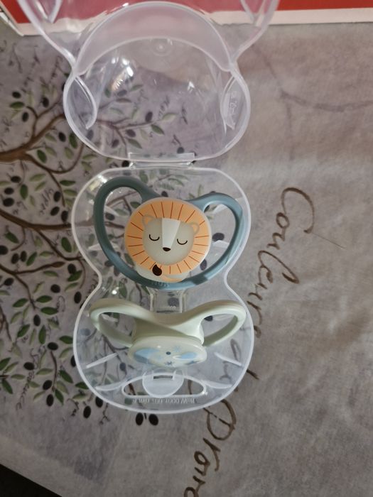 Стъклени шишета на NUK