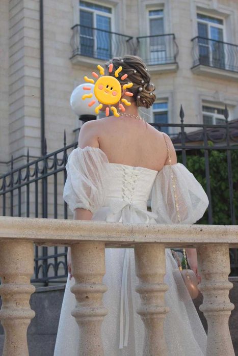 Шикарное вечернее платье