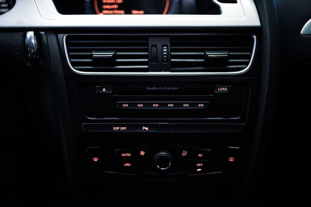 Audi A4 B8 Quattro 3.0