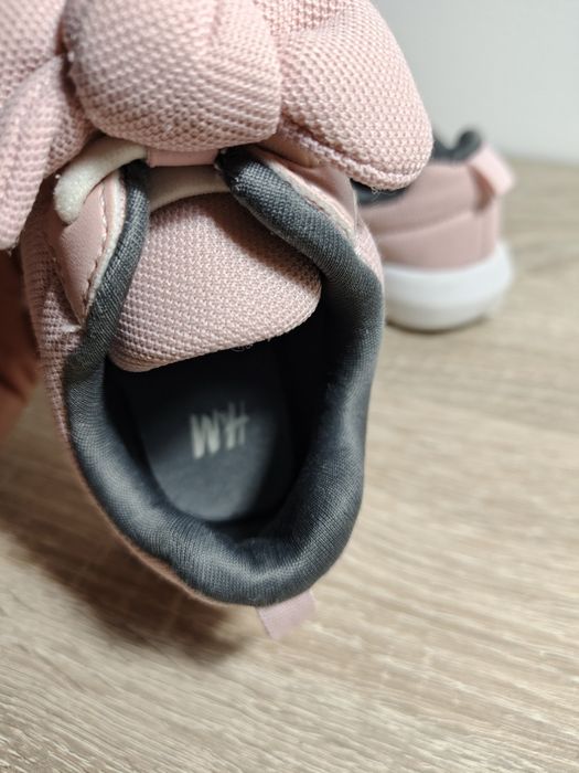 Adidași H&M marimea 24