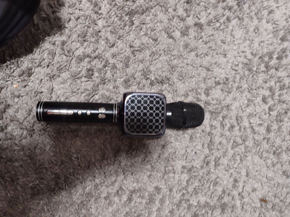 Продам срочно микрофон