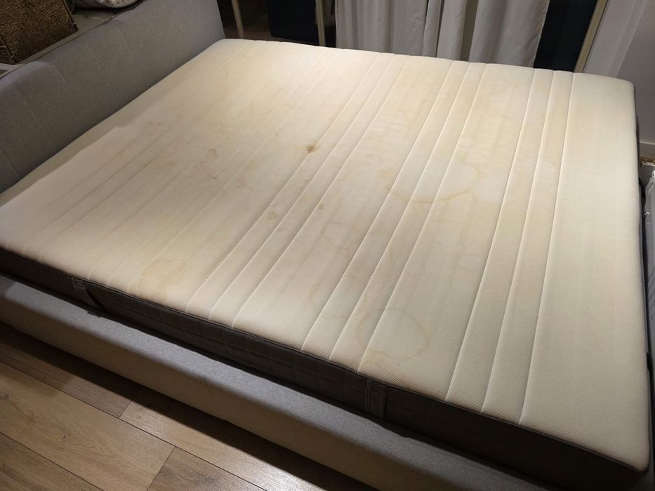 Saltea fermitate medie 160x200, 24 cm, arcuri pocket — stare bună