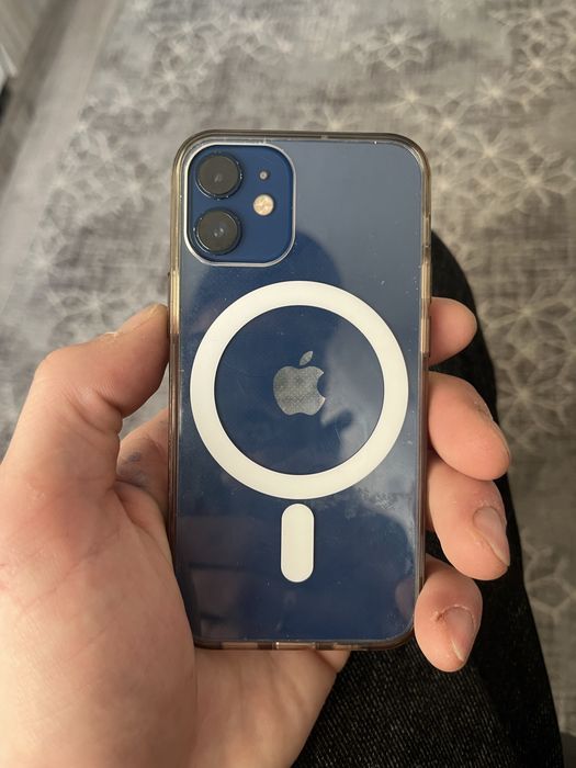 Продам Iphone 12 mini