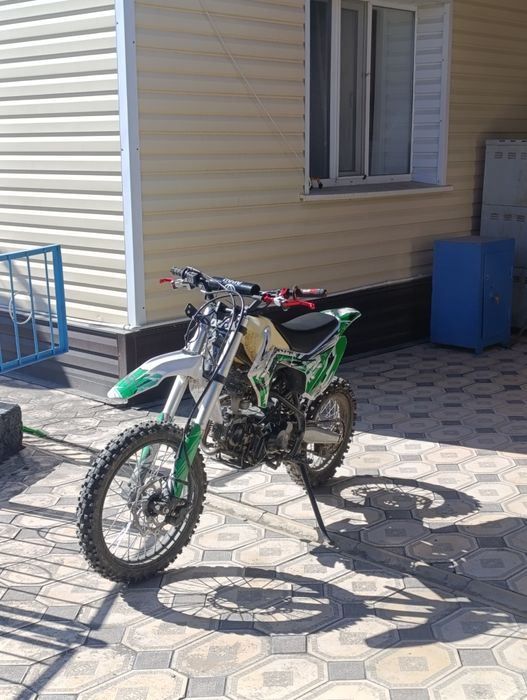 Питбайк 125 кубов на обкатке