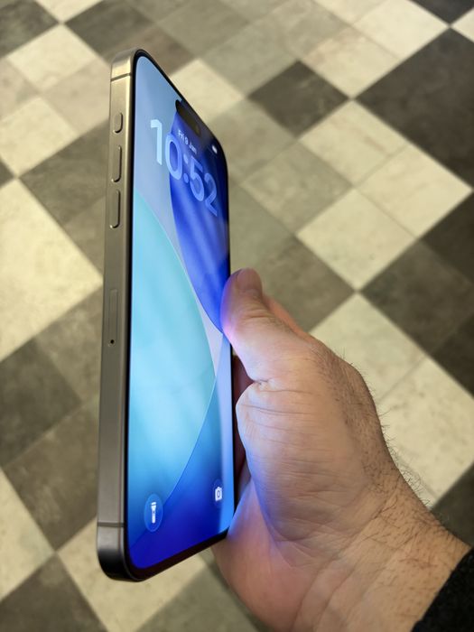 iPhone 15 pro max condiție ok 256